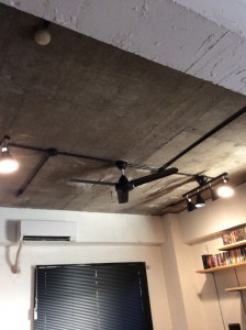 屋内パイプ配線工事