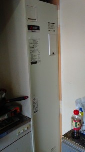 ワンルームマンション電気温水器入替設置工事